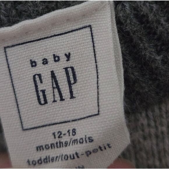 3/$20 Gap Baby Girl Sweater Size 12-18 M - Picture 2 of 4